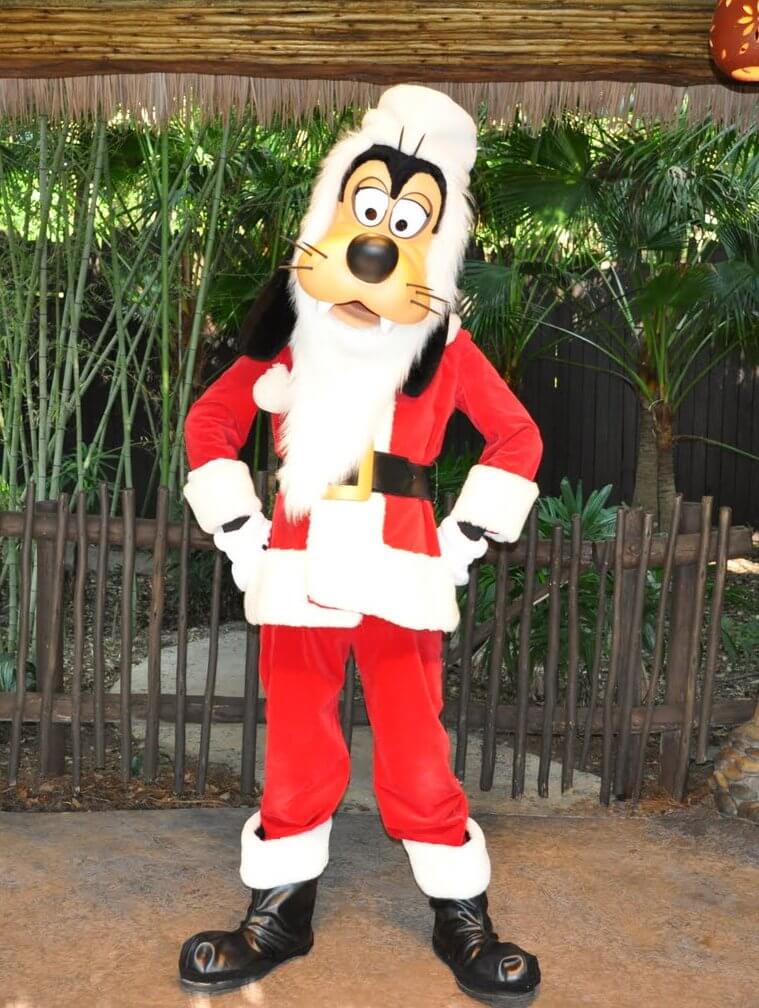 disney goofy santa