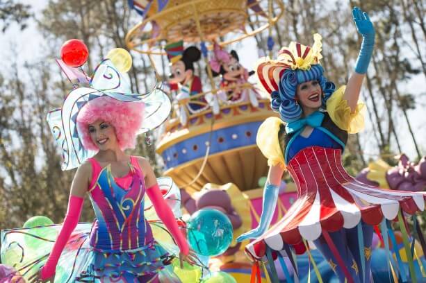 https://cache.undercovertourist.com/blog/2014/02/festival-fantasy-parade.jpg