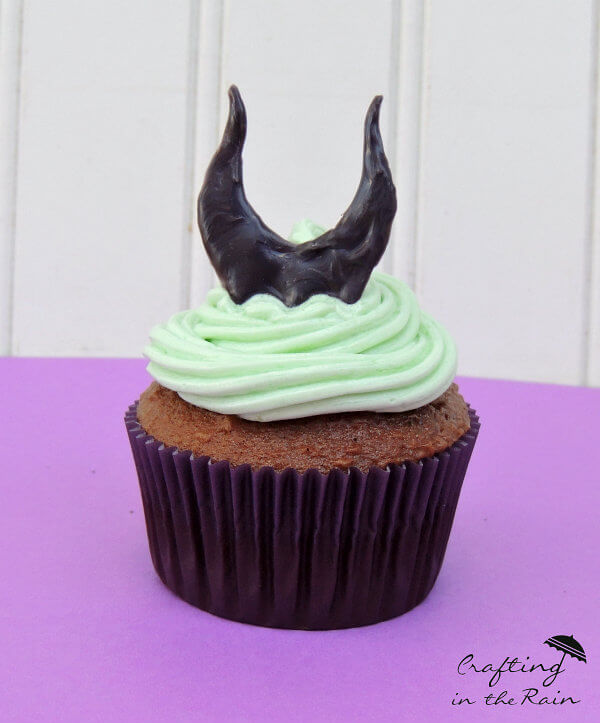 Magnificent Maleficent Cupcakes for Your Next Movie Night!