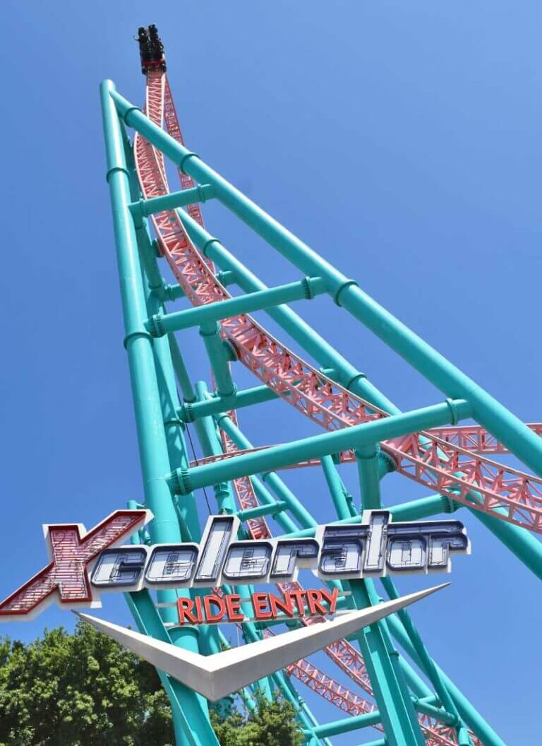 10 NottoMiss Knott's Rides and Attractions