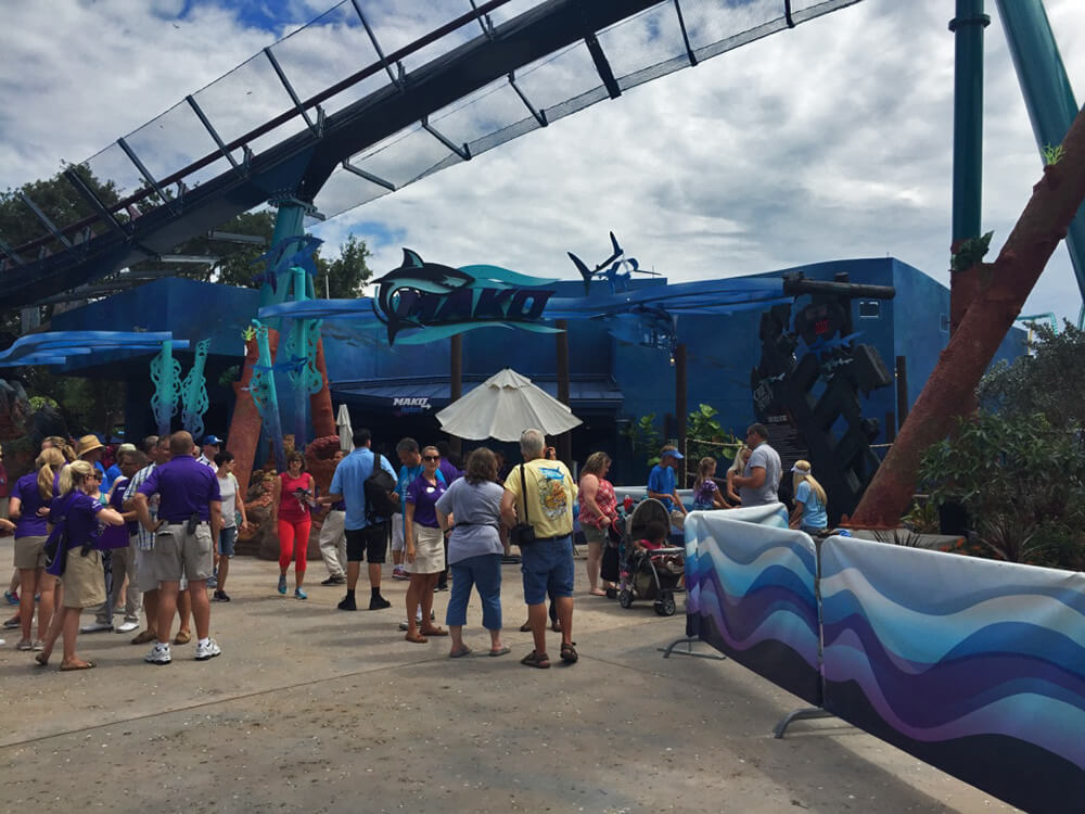 hidden manta seaworld queue