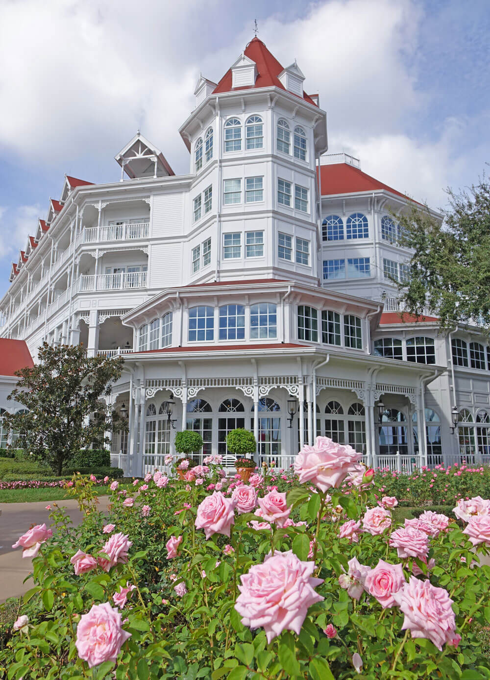 Our Top Tips For Disney World S Deluxe Hotels Disney S Grand Floridian Resort Spa Tips