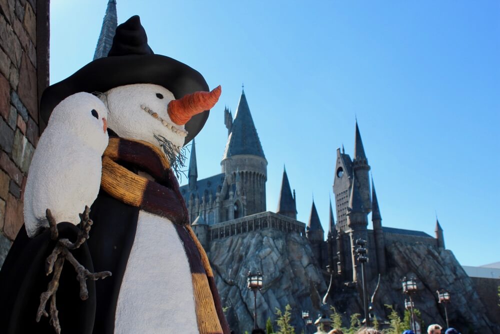 ~Toadally~ Magical Tips for Visiting Universal Orlando During the Holidays