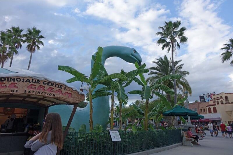 Disney's Hollywood Studios Dining - Dinosaur Gertie's