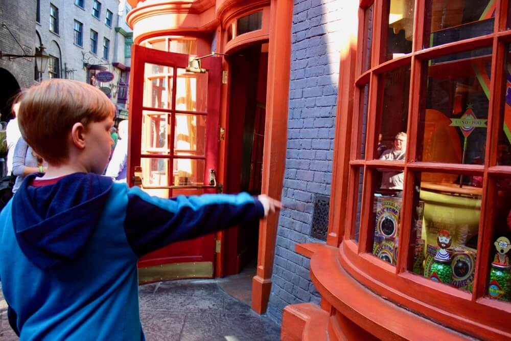 Fun With a Wizarding World Wand at Universal Hollywood