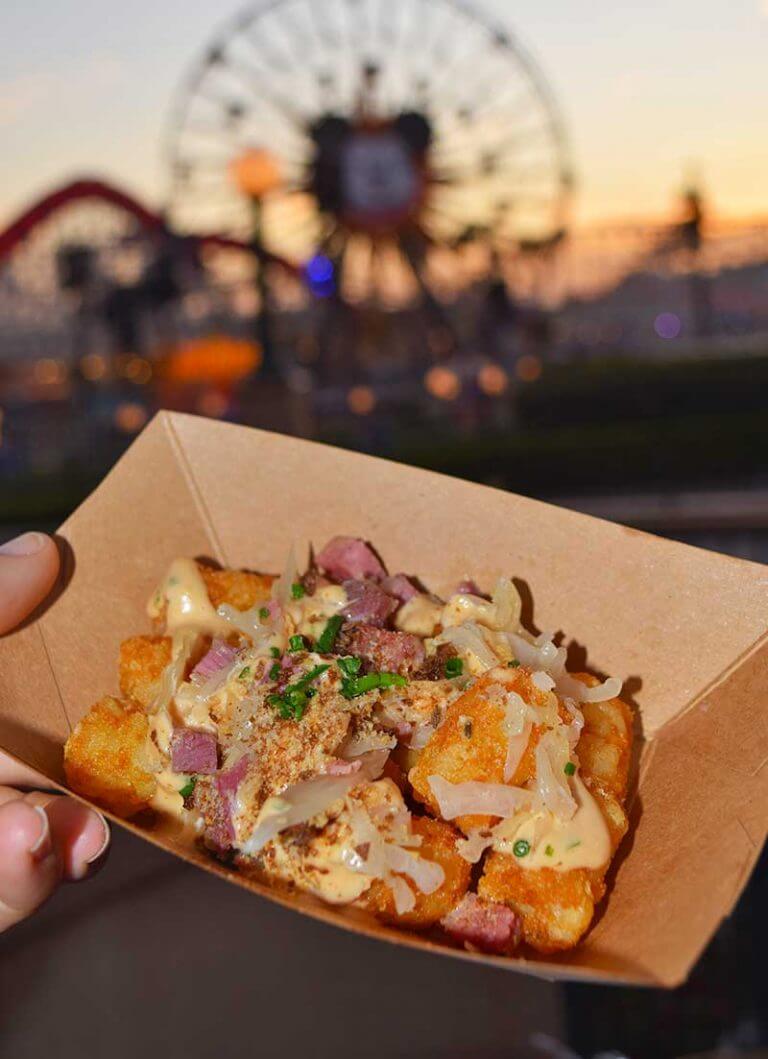 Our Guide to the Yummiest Holiday Treats at Disneyland