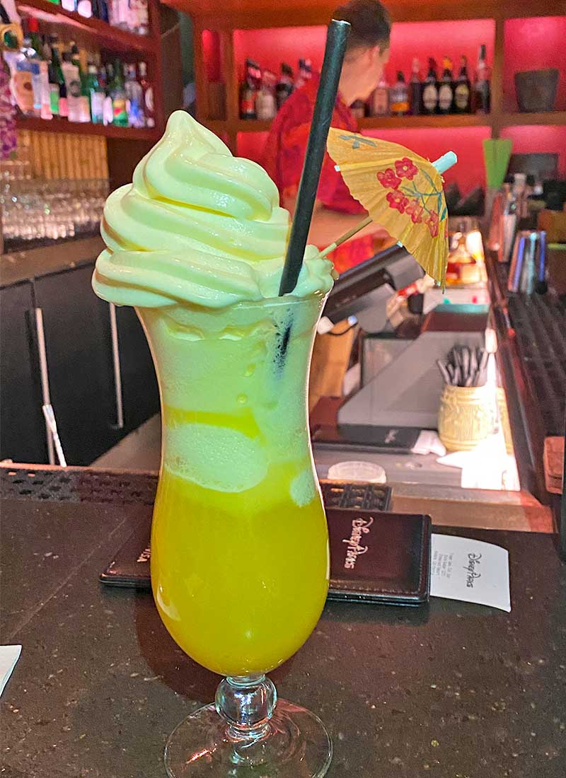 https://cache.undercovertourist.com/blog/2019/01/220-managing-summer-crowds-heat-disneyland-dole-whip-trader-sams.jpg