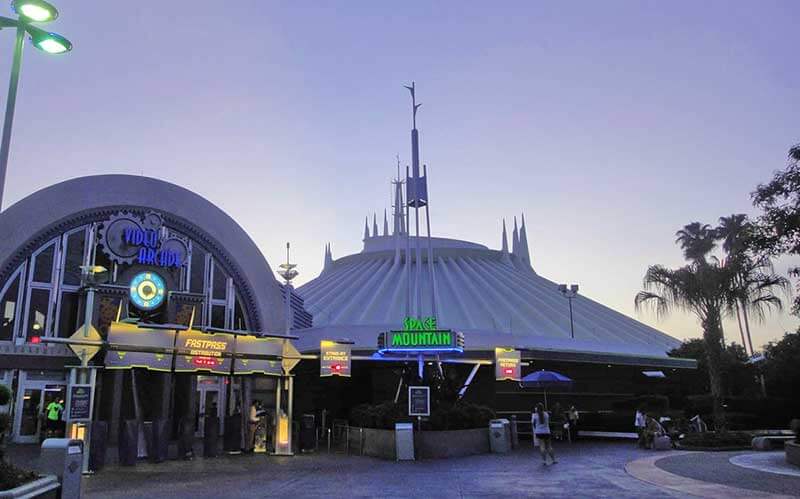 magic kingdom space mountain