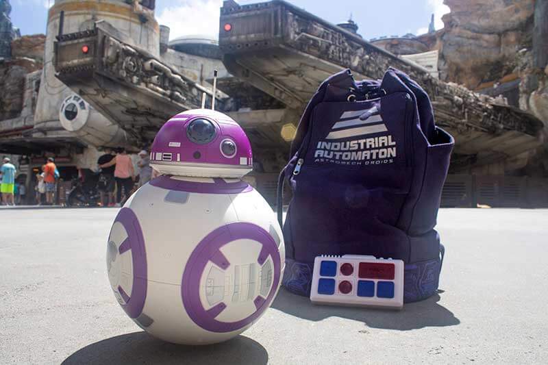 Ferry Droid Accessory Set Arrives at Droid Depot in Star Wars: Galaxy's  Edge - Jedi News