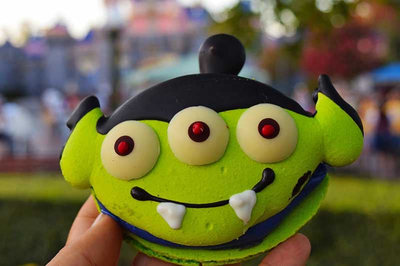 Foodie Guide To Disneyland Halloween Time Treats At Downtown Disney