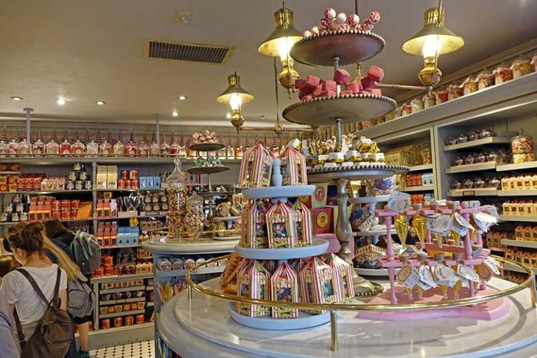 A Guide to Universal Orlando's Wizarding World of Harry Potter Stores