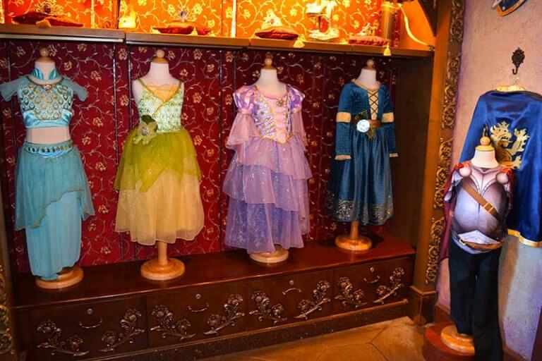 Getting the Royal Treatment at Bibbidi Bobbidi Boutique at Disneyland
