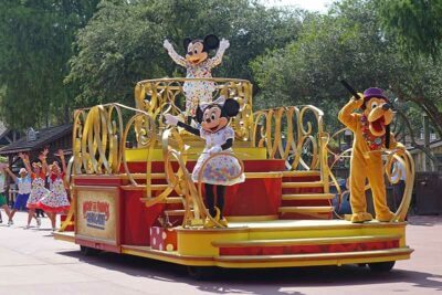 How to Get Your Disney World Character Fix Right Now