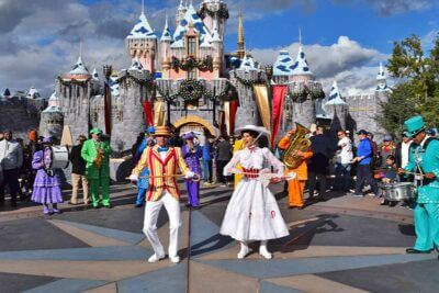The Solo Traveler’s Guide to Disneyland
