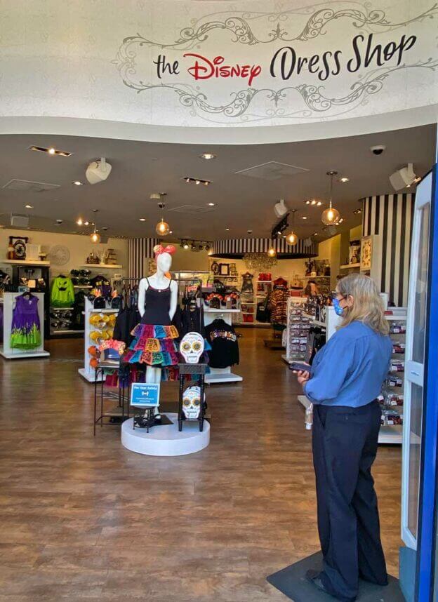 Ultimate Guide to Downtown Disney at Disneyland Rencana