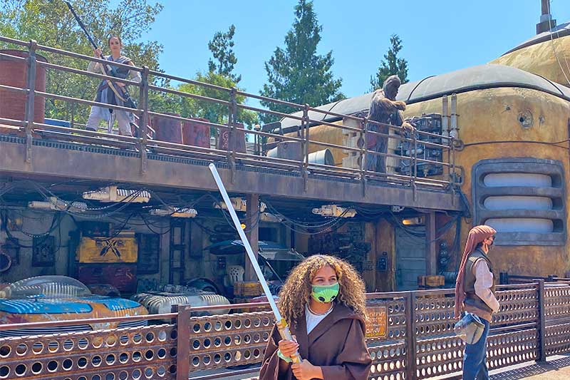 Our Galactic Guide to Star Wars: Galaxy’s Edge at Disneyland