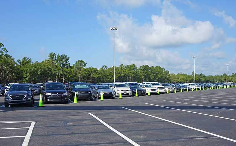 disney magic kingdom parking lot full updates