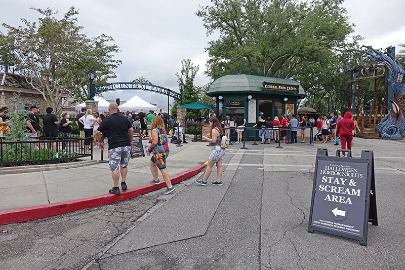 Halloween Horror Nights Early Entry at Universal Orlando