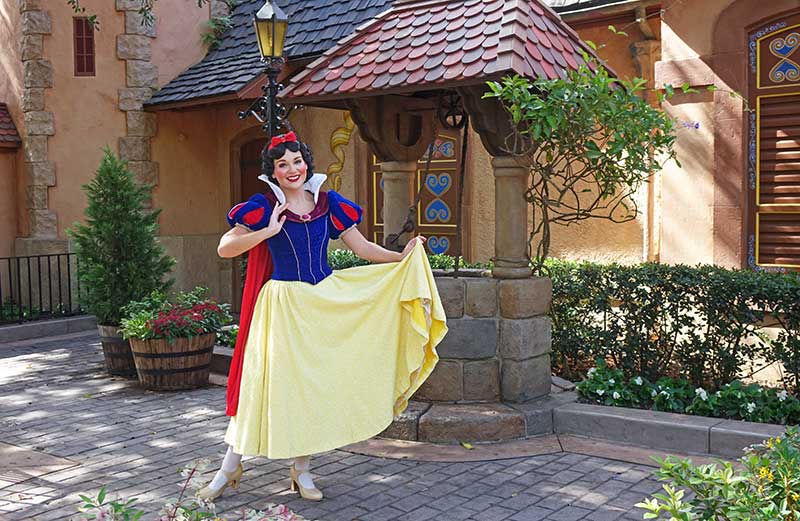 Everything You Need to Know About Disney World Characters - Snow White in Germany