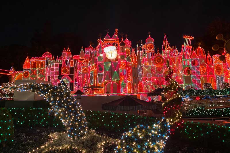 Christmas at Disneyland - Small world is lit