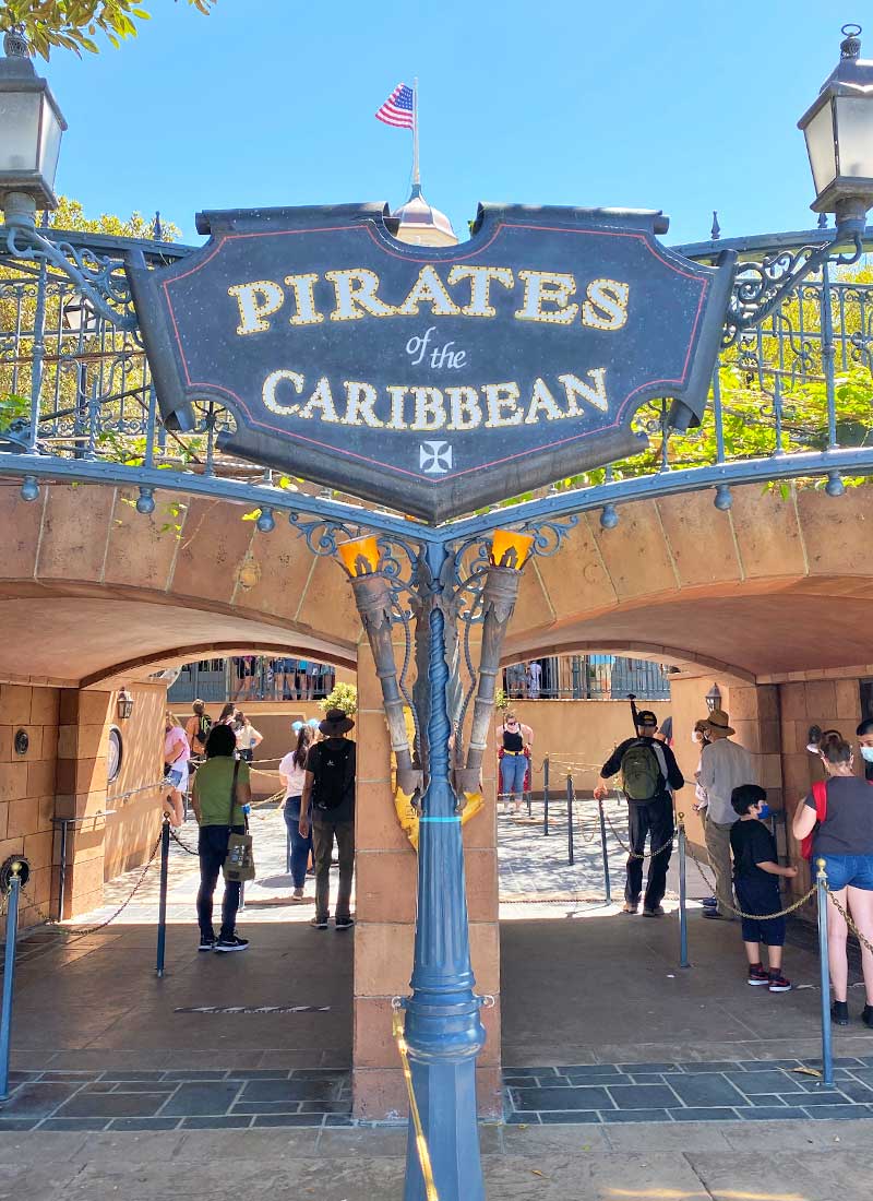 https://cache.undercovertourist.com/blog/2022/01/122-maximize-tips-disneyland-pirates.jpg