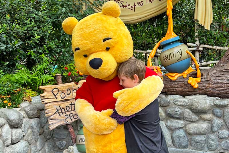 Tips for Meeting Your Favorite Disneyland Characters (And Where to Find Them!)