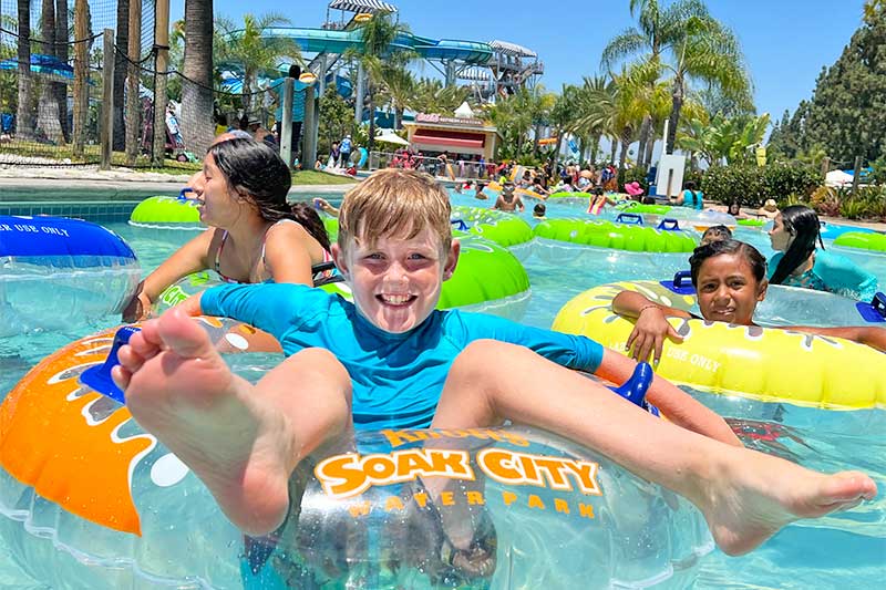 Frog Family's Stay-Cool Guide to Knott's Soak City Water Park