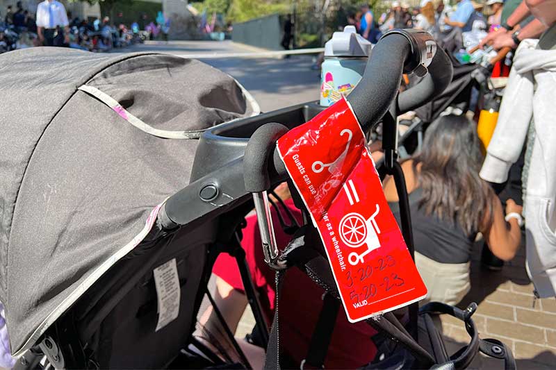 Stroller locks at store disneyland