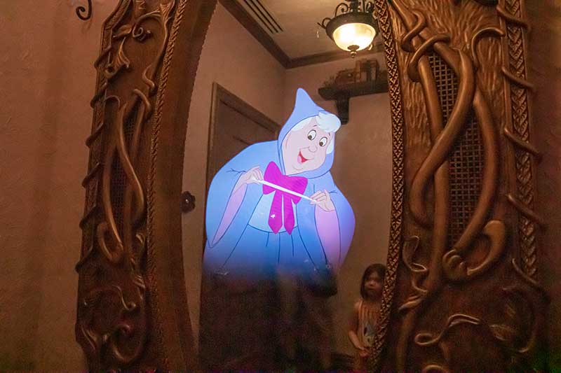 The Royal Treatment at Bibbidi Bobbidi Boutique at Disney World