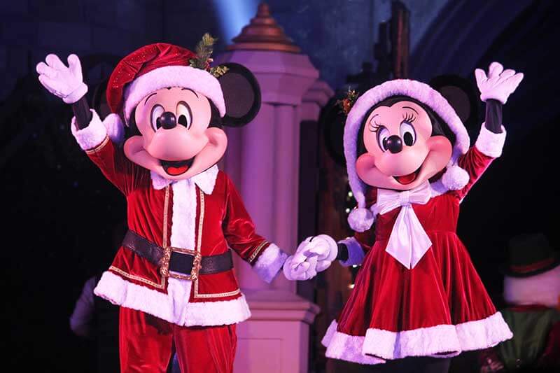 All of the Characters at Mickey's Very Merry Christmas Party!