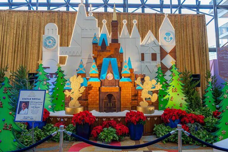 Peek at the Most Splendid Disney World Christmas Decorations