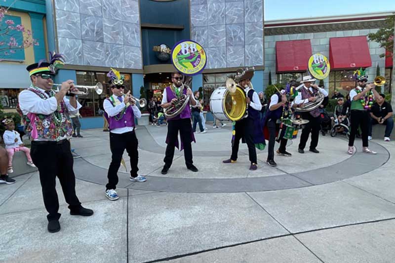 New Orleans Brass Band Mardi Gras Band Artnew Orleans Art 