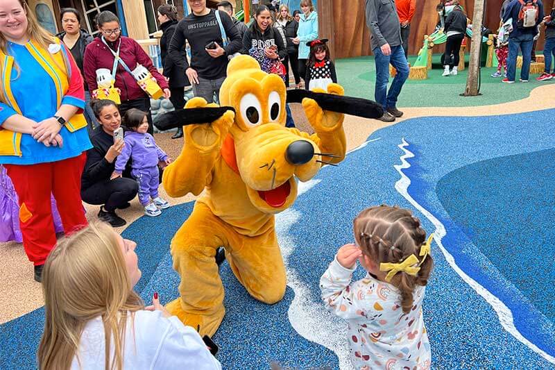 Mickey's Toontown Character Fun at Disneyland Including Mickey, Minnie,  Donald, Goofy & More! - 2021 