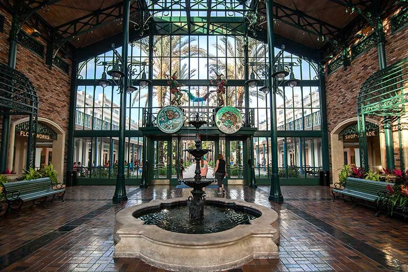 Disney World Lounges - Port Orleans — French Quarter — Lobby Foyer