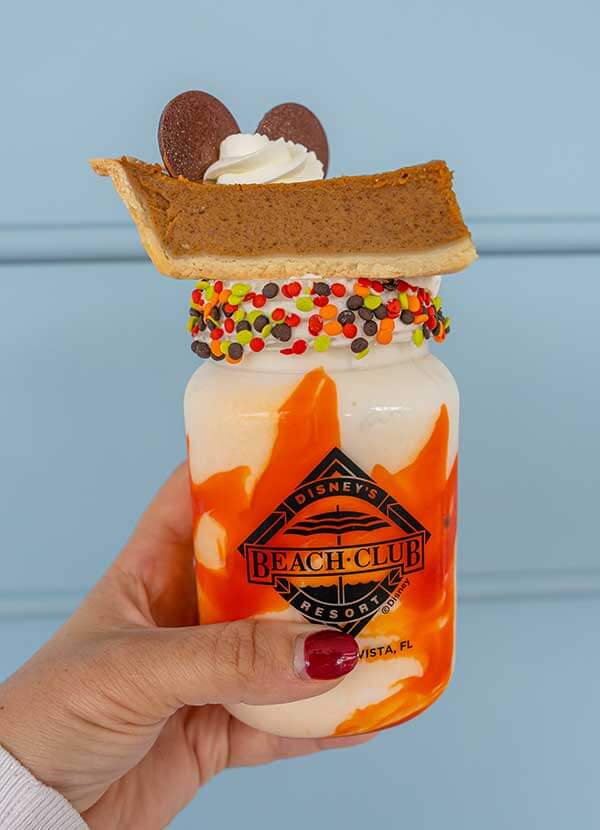 Yacht Club Resort - Pumpkin milkshake from Beaches & Cream