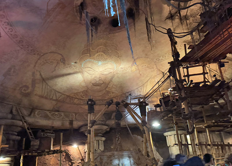 The Best Queues at Disneyland - Mara mural on ceiling of Indiana Jones.