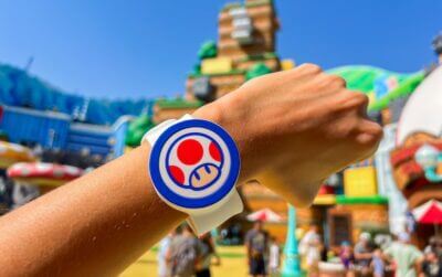 How to Use Super Nintendo World Power-Up Bands at Universal Studios Hollywood