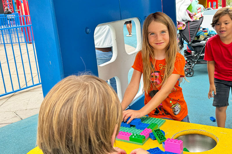 LEGOLAND California Tips- Girl builds with LEGOS