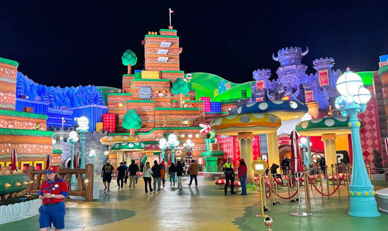 How To Access Super Nintendo World at Universal Studios Hollywood - Super Nintendo World with low capacity at HHN