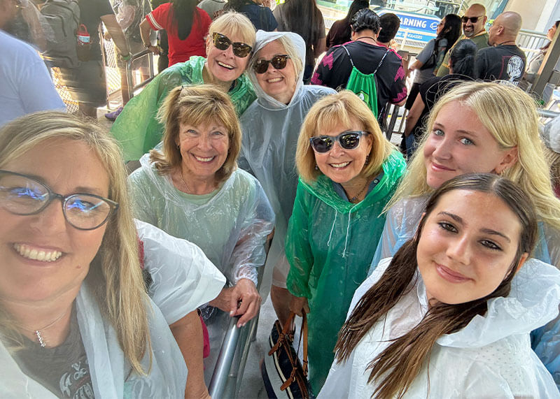 How to Manage Summer Crowds and Heat at Universal Studios Hollywood - Women in ponchos