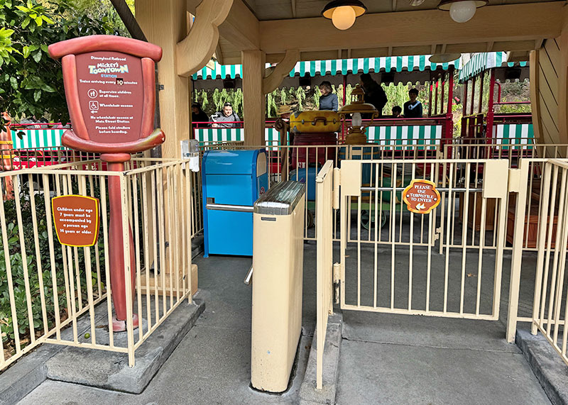 Guide to Using a Wheelchair or ECV at Disneyland - Turnstile at train station