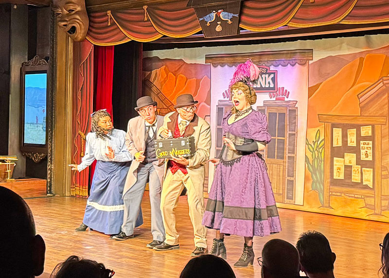 Your Sweet and Savory Guide to the Boysenberry Festival at Knott's Berry Farm - Great Baknk Robbery