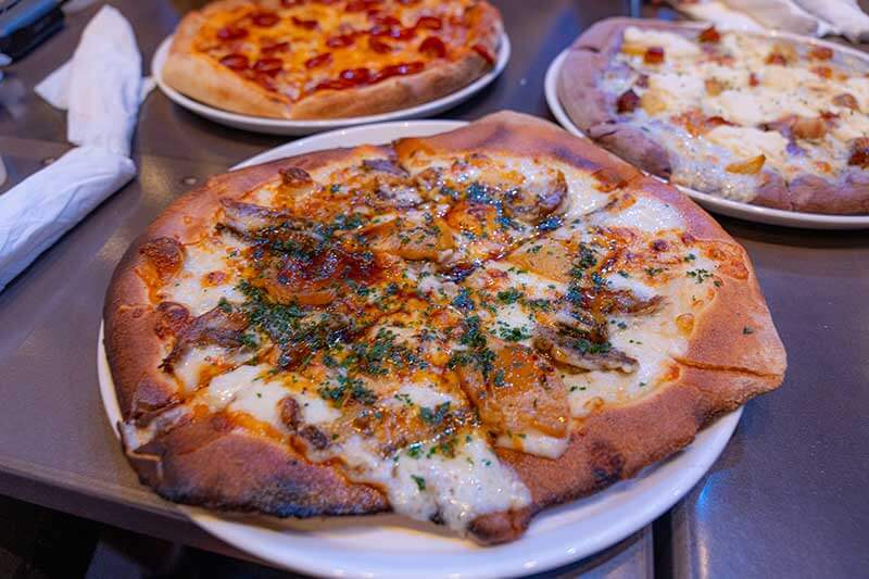 Epic Universe Food - Pizza Moon