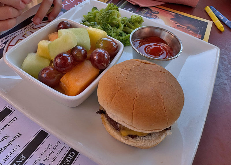 Top Kids Foods at Disneyland Even Your Pickiest Eater Will Love - Kids burger Carnation Cafe
