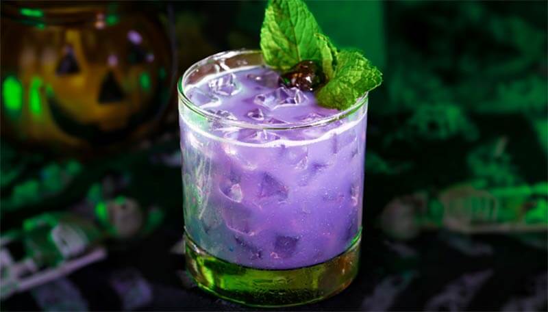 halloween food Disney World - Violet Specter vodka drink