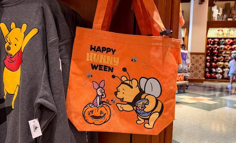 The Frog Family's Wish List: New Disneyland Merchandise in August 2025 - Pooh Bear Halloween Bag