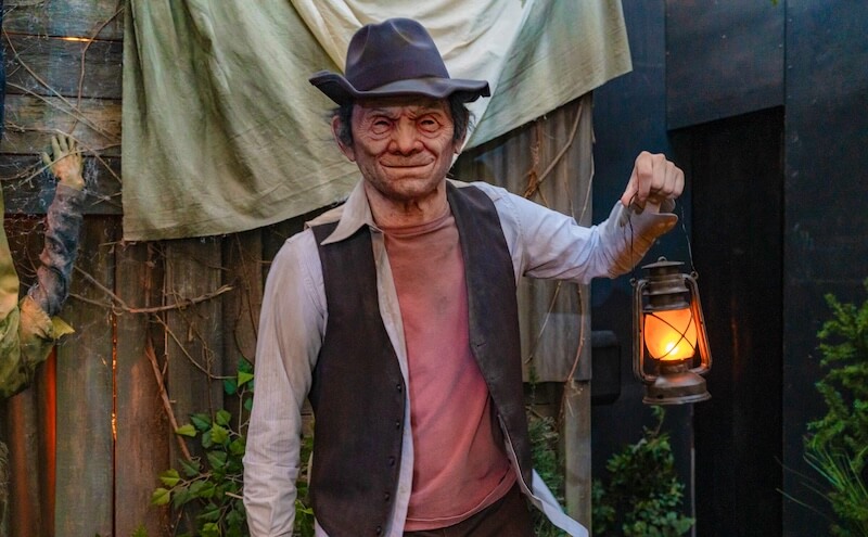 Your Screamin' Guide to Halloween Horror Nights Hollywood - Jason Universe