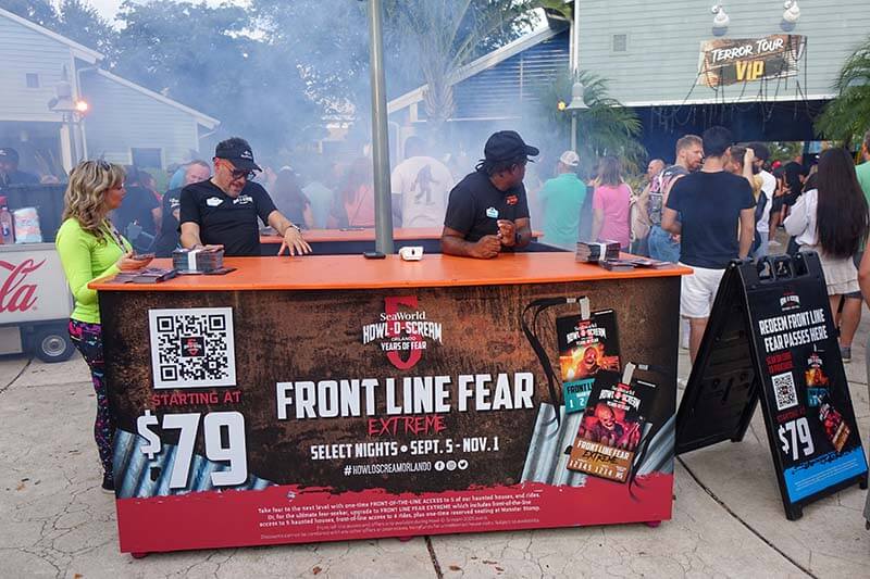 SeaWorld Orlando Howl-O-Scream - Front Line Fear