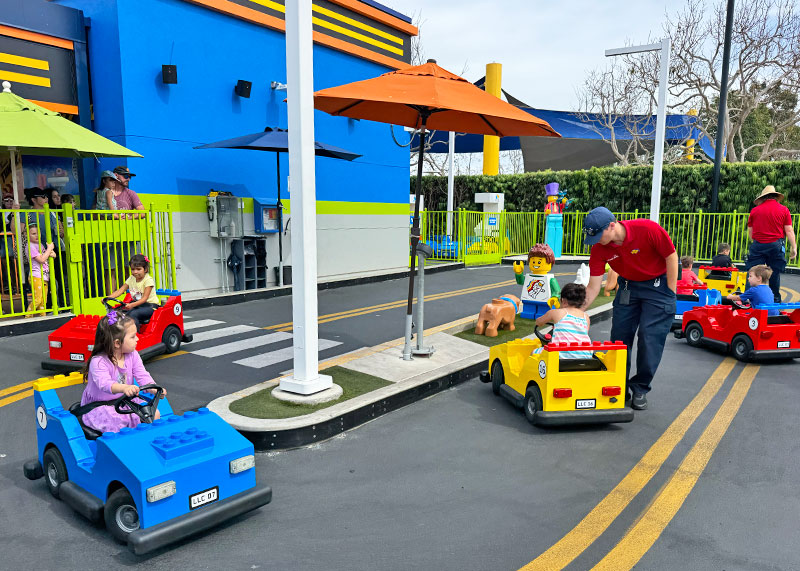Building a Perfect Day with a Park Plan at LEGOLAND California - Junior Driving School