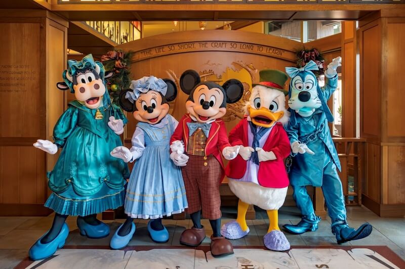 Delicious Options for Disneyland Thanksgiving Dinner - Mickey's Christmas Carol characters